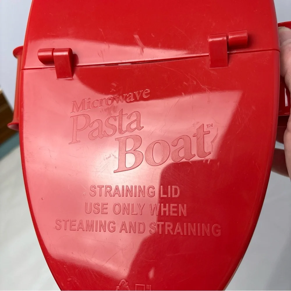Telebrand Microwave Pasta Boat Cooker Red‎ Steamer Strainer Lid Veggie Cooker